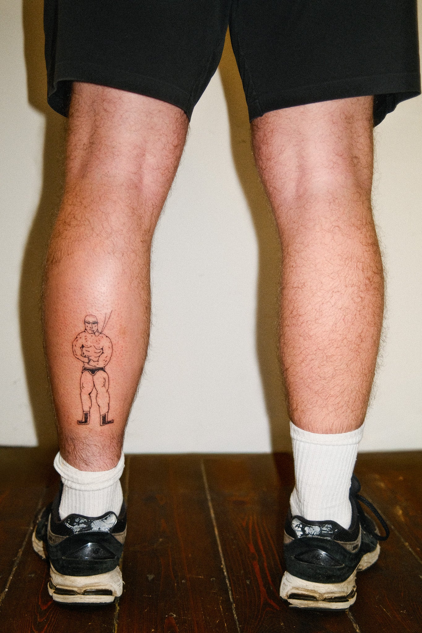 I love this design. I know its hard to see the actual tattoo, but I like the tattoo and photo together as a whole.